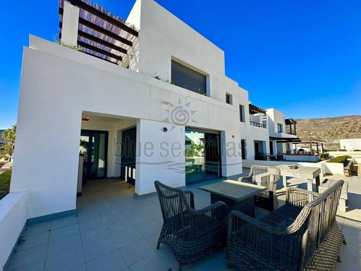 Image No.35-3 Bed Apartment for sale