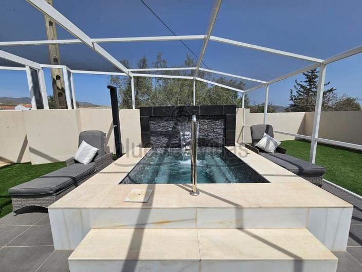 Image No.43-3 Bed House/Villa for sale