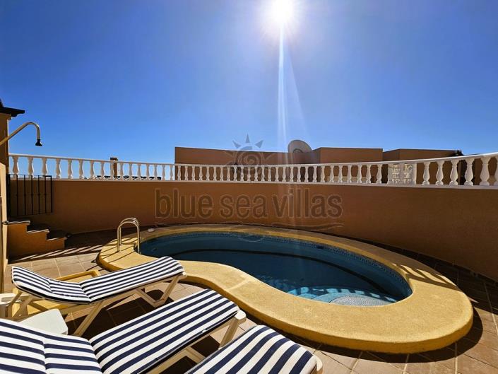 Image No.6-3 Bed Villa / Detached for sale