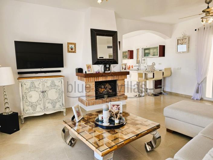 Image No.19-3 Bed Villa / Detached for sale