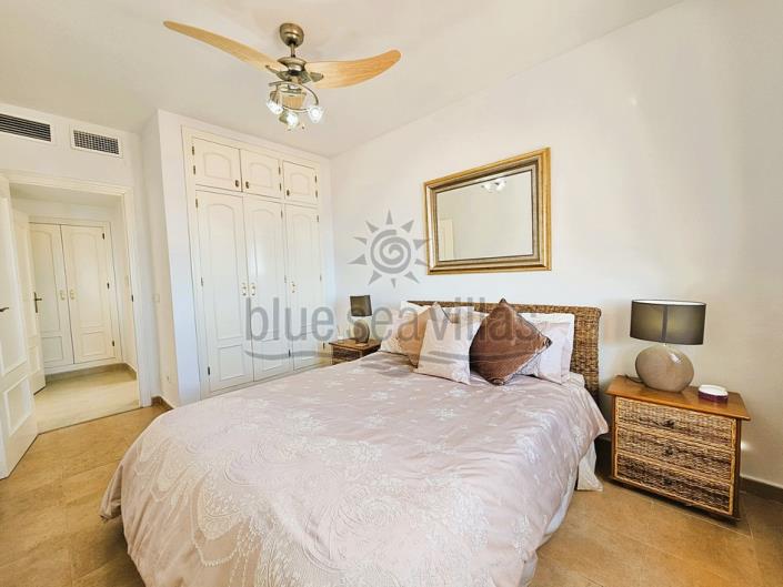 Image No.24-3 Bed Villa / Detached for sale
