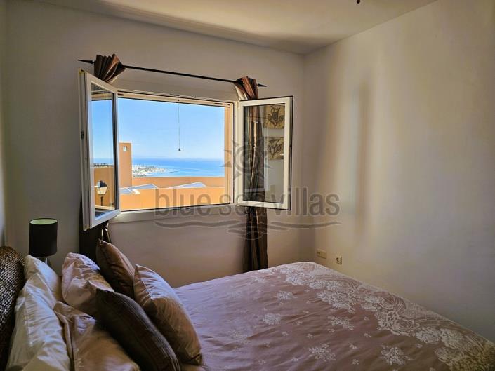 Image No.25-3 Bed Villa / Detached for sale