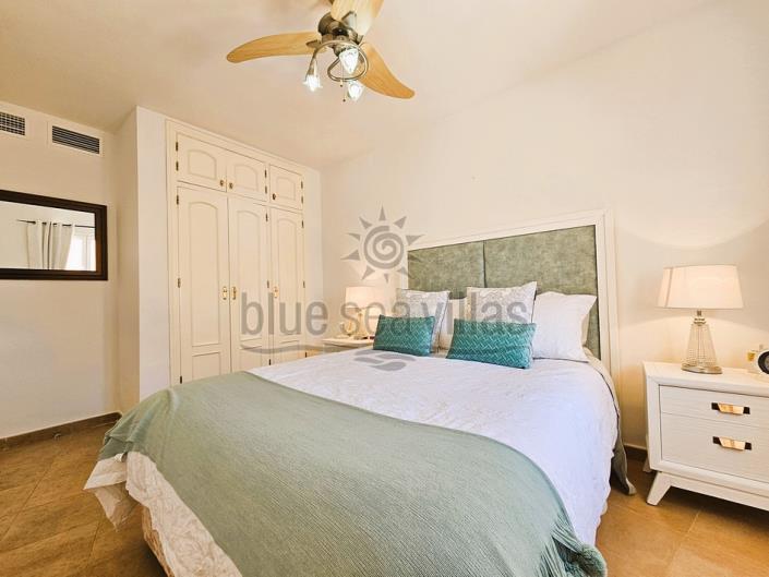 Image No.39-3 Bed Villa / Detached for sale