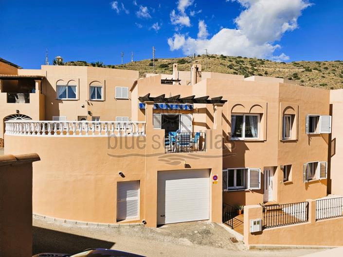 Image No.41-3 Bed Villa / Detached for sale