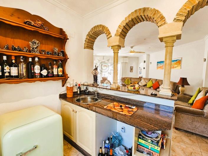 Image No.17-4 Bed Villa / Detached for sale