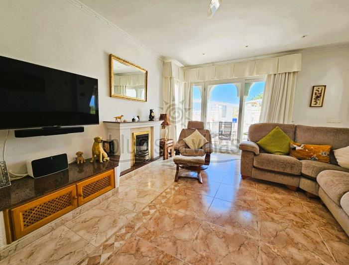 Image No.20-4 Bed Villa / Detached for sale