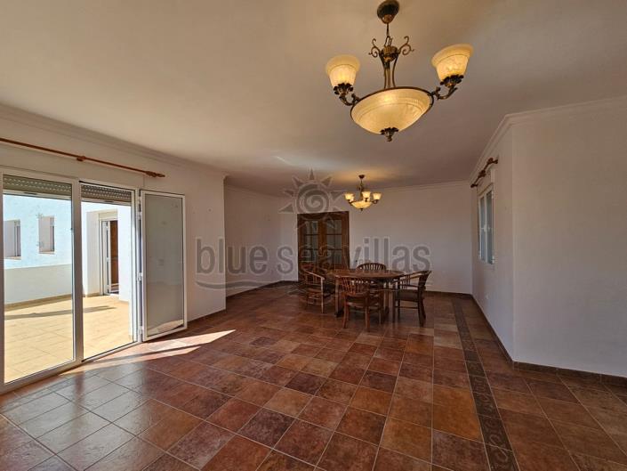 Image No.21-4 Bed Villa / Detached for sale