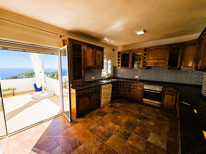 Image No.22-4 Bed Villa / Detached for sale