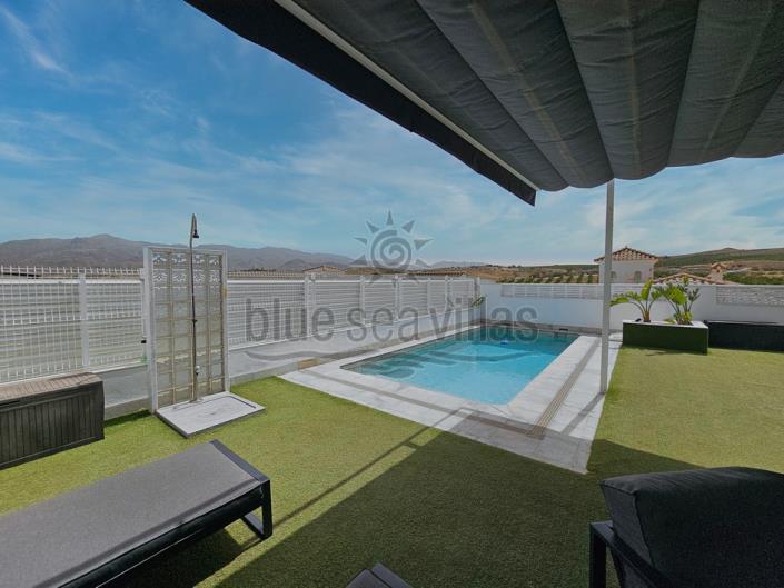 Image No.3-3 Bed Villa / Detached for sale