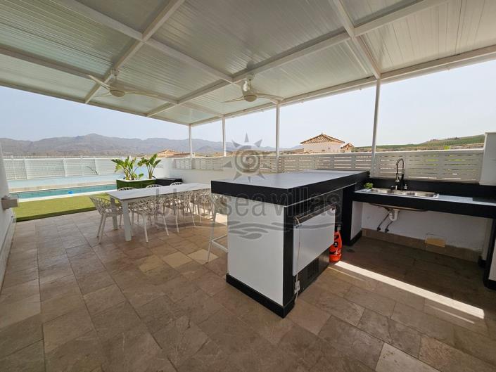 Image No.11-3 Bed Villa / Detached for sale
