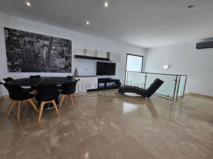 Image No.16-3 Bed Villa / Detached for sale