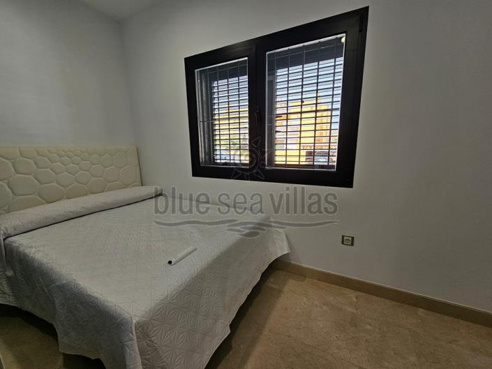Image No.31-3 Bed Villa / Detached for sale