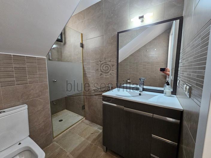 Image No.38-3 Bed Villa / Detached for sale