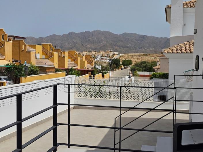 Image No.43-3 Bed Villa / Detached for sale