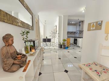 lounge-diner-entrance-1551--6-