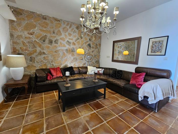Image No.38-4 Bed Villa for sale