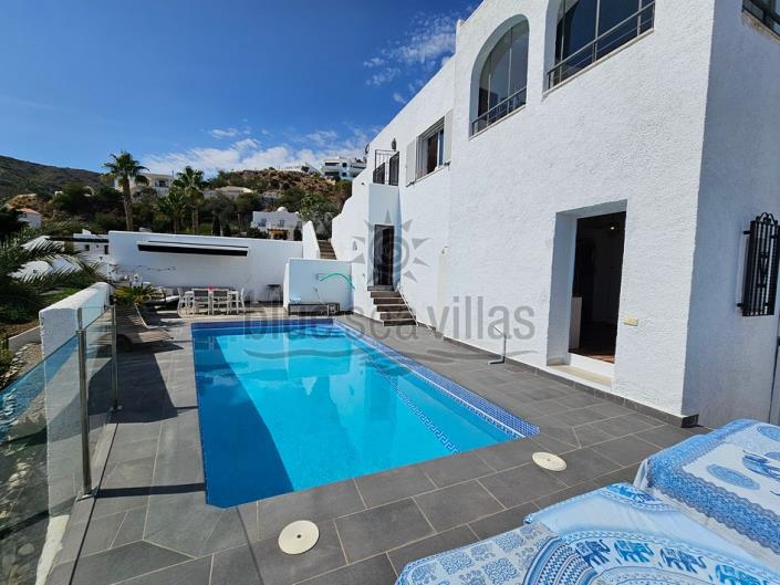 Image No.43-4 Bed Villa for sale