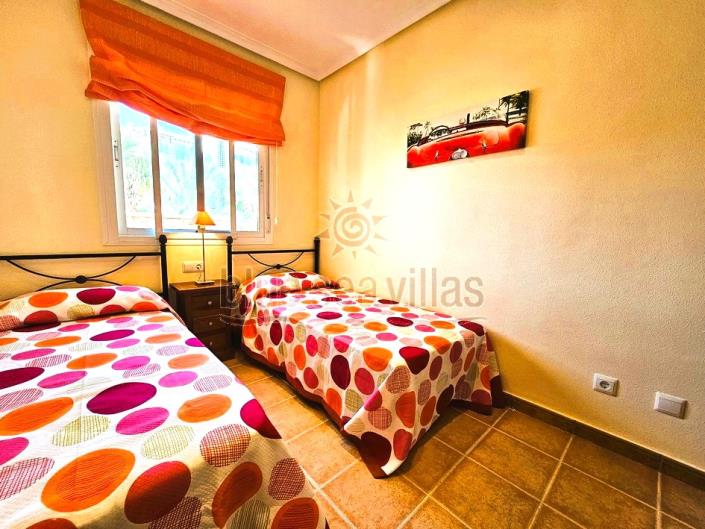 Image No.28-2 Bed Apartment for sale