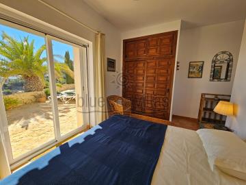 bedroom-4-annex---bathroom--1----copia