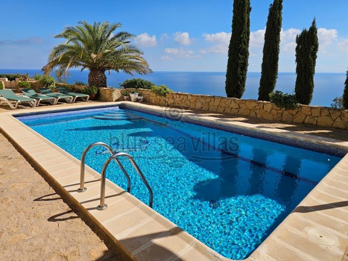 Image No.23-4 Bed Villa / Detached for sale