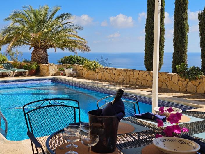 Image No.29-4 Bed Villa / Detached for sale