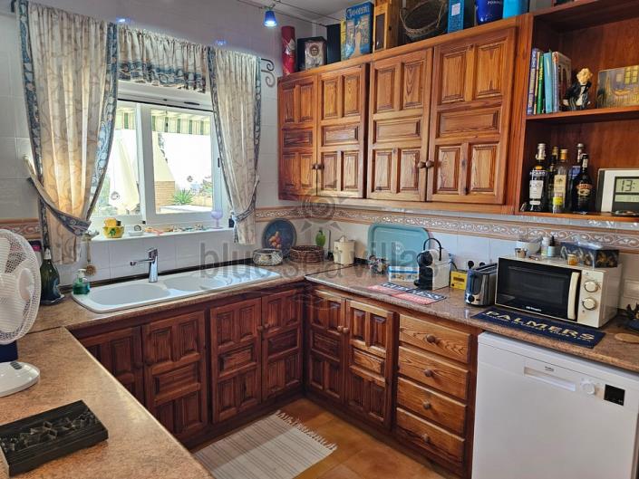 Image No.42-4 Bed Villa / Detached for sale