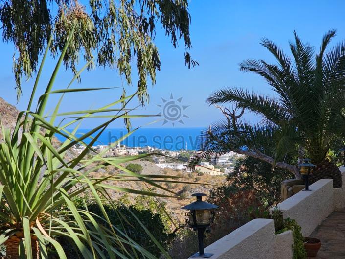 Image No.50-4 Bed Villa / Detached for sale
