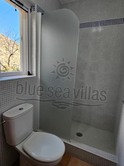Image No.51-4 Bed Villa / Detached for sale