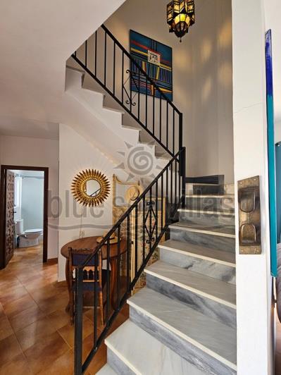 Image No.53-4 Bed Villa / Detached for sale