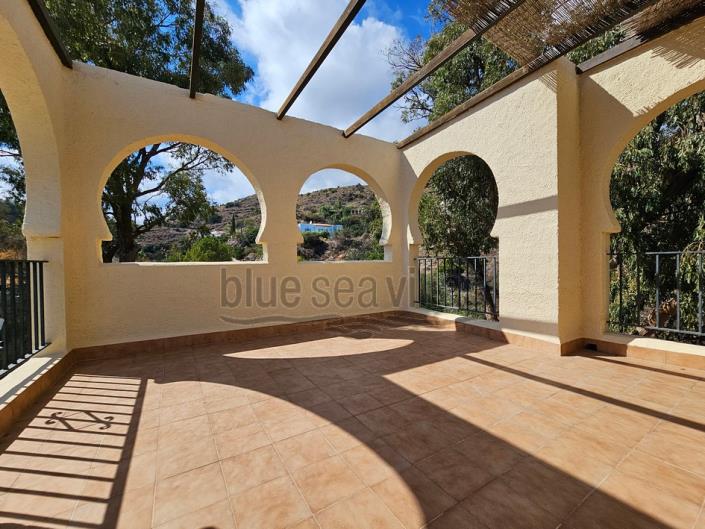 Image No.56-4 Bed Villa / Detached for sale