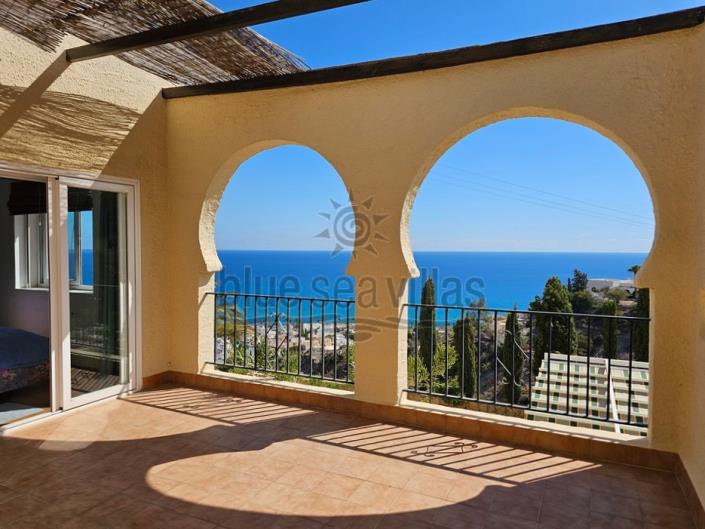 Image No.57-4 Bed Villa / Detached for sale