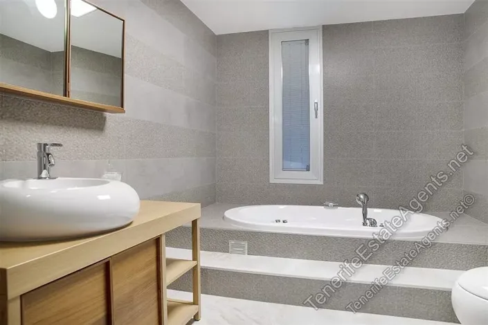 Image No.17-Villa de 5 chambres à vendre à Adeje