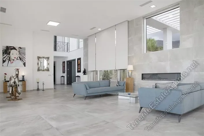 Image No.3-Villa de 5 chambres à vendre à Adeje