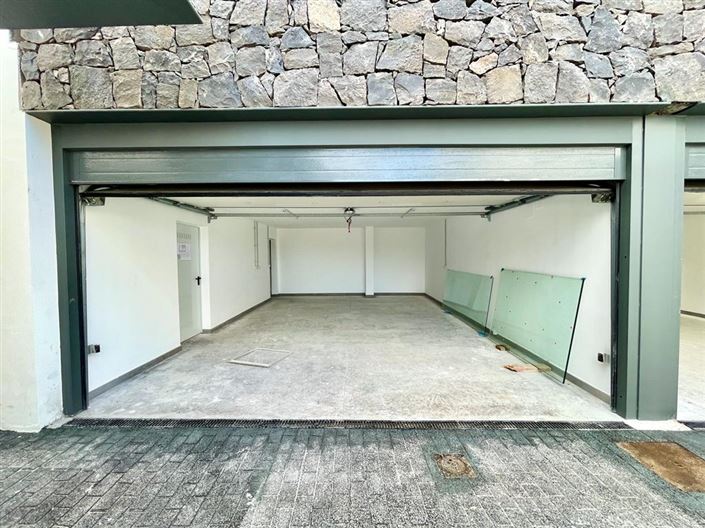 Image No.1-3 Bed Villa for sale