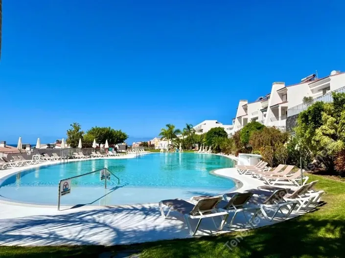 Image No.2-Appartement de 2 chambres à vendre à Adeje