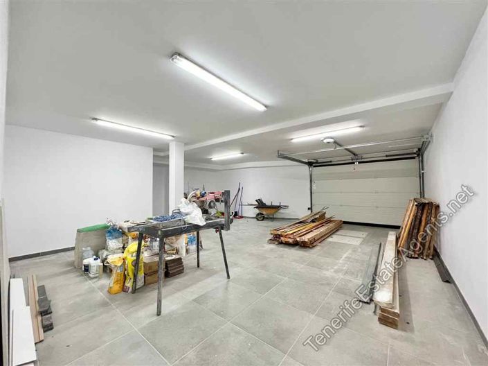 Image No.16-6 Bed Villa for sale