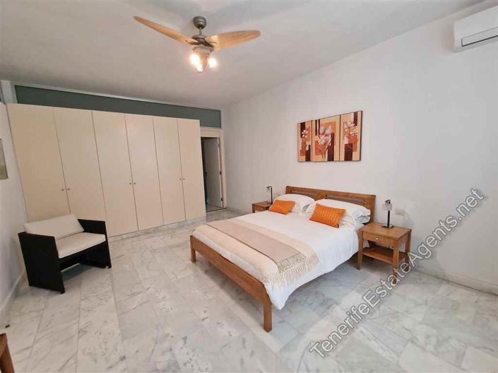 Image No.19-6 Bed Villa for sale