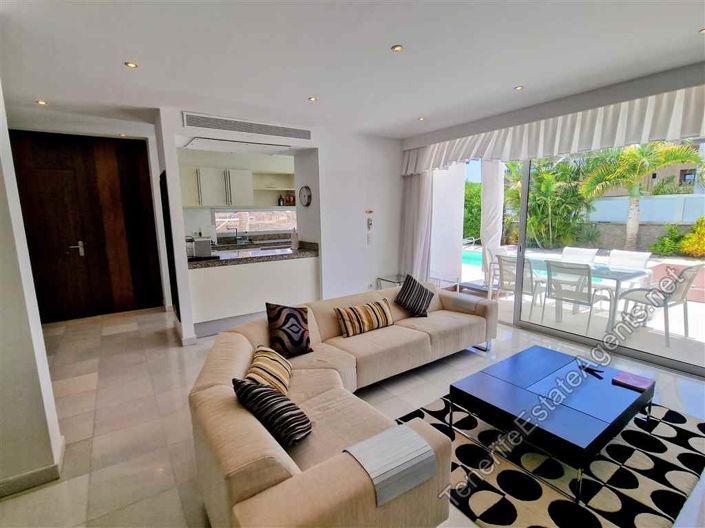 Image No.3-Villa de 6 chambres à vendre à Tenerife