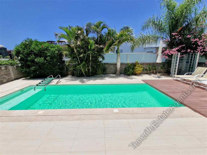 Image No.7-6 Bed Villa for sale