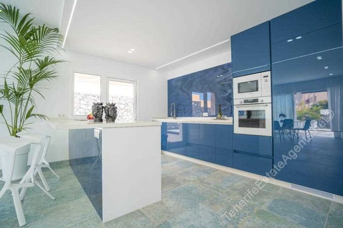 Image No.3-5 Bed Villa for sale