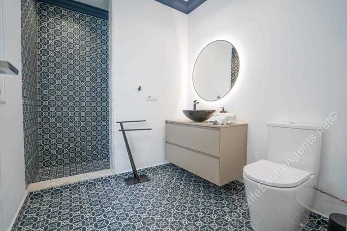 Image No.8-5 Bed Villa for sale