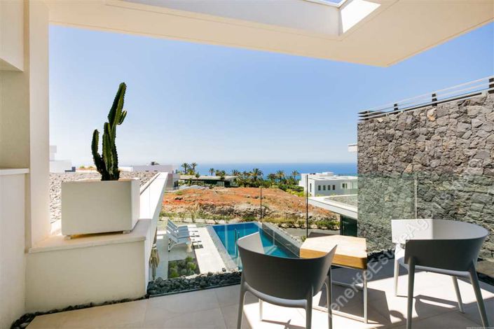Image No.26-3 Bed Villa for sale