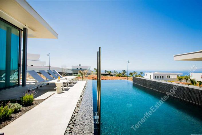 Image No.30-3 Bed Villa for sale