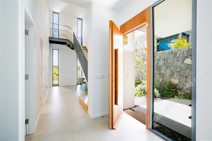 Image No.4-3 Bed Villa for sale