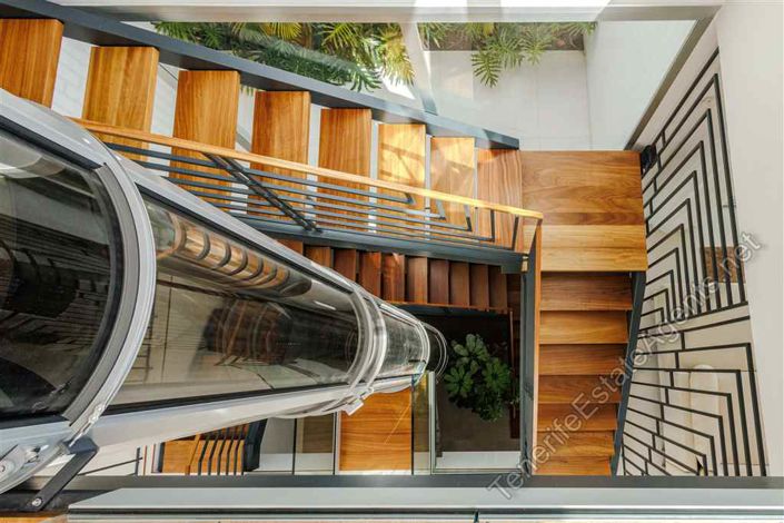 Image No.15-5 Bed Villa for sale