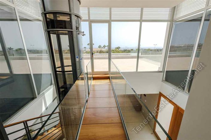 Image No.17-5 Bed Villa for sale