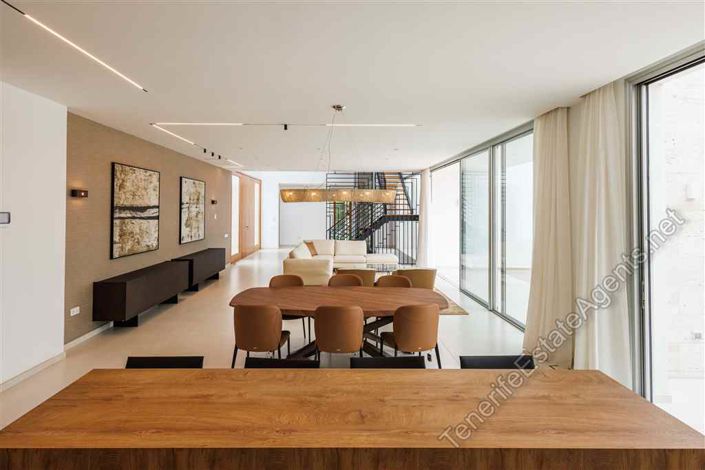 Image No.16-5 Bed Villa for sale