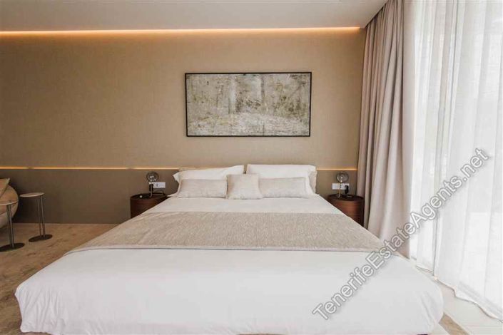 Image No.18-5 Bed Villa for sale