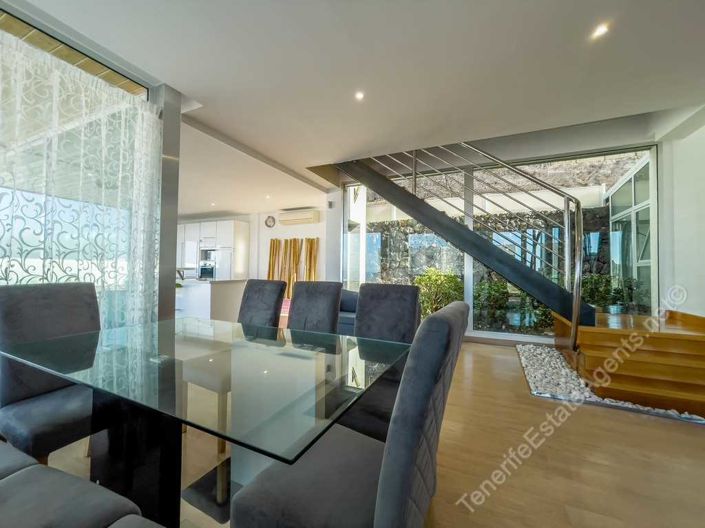 Image No.10-3 Bed Villa for sale