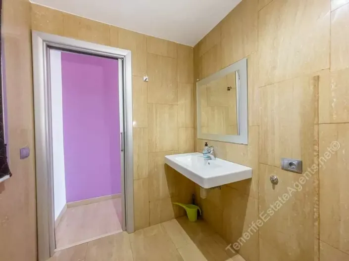 Image No.21-3 Bed Villa for sale